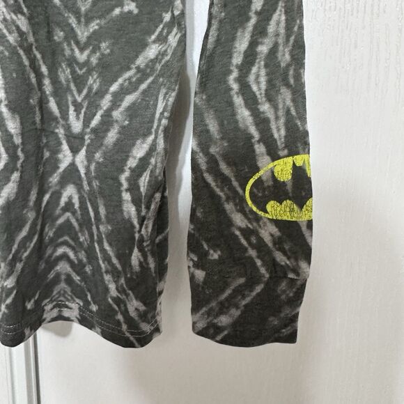Batman DC Comics Long Sleeve Gray T Shirt Tye Dye Graphics Sz M - Picture 9 of 9